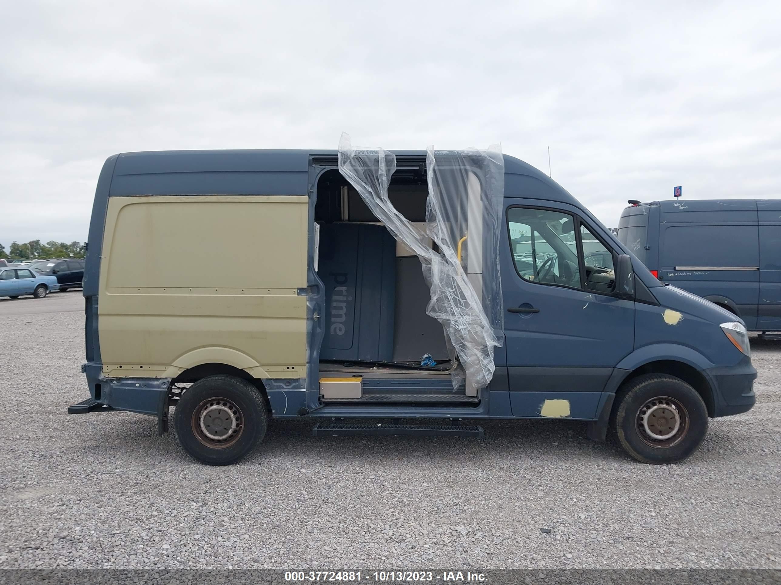 Photo 12 VIN: WD3PE7CD5JP647570 - MERCEDES-BENZ SPRINTER 