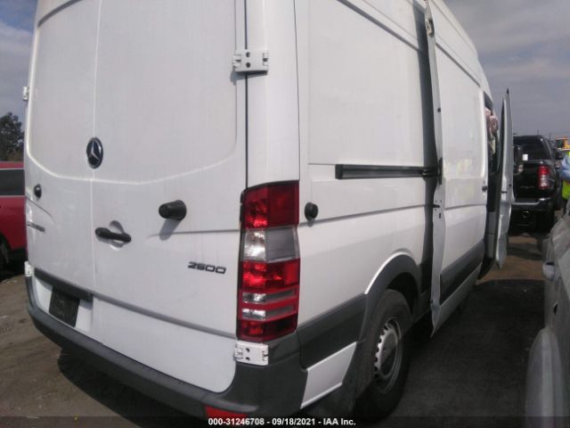 Photo 3 VIN: WD3PE7CD6HP554924 - MERCEDES-BENZ SPRINTER CARGO VAN 