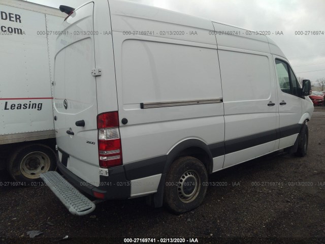 Photo 3 VIN: WD3PE7CD7HP573921 - MERCEDES-BENZ SPRINTER CARGO VAN 