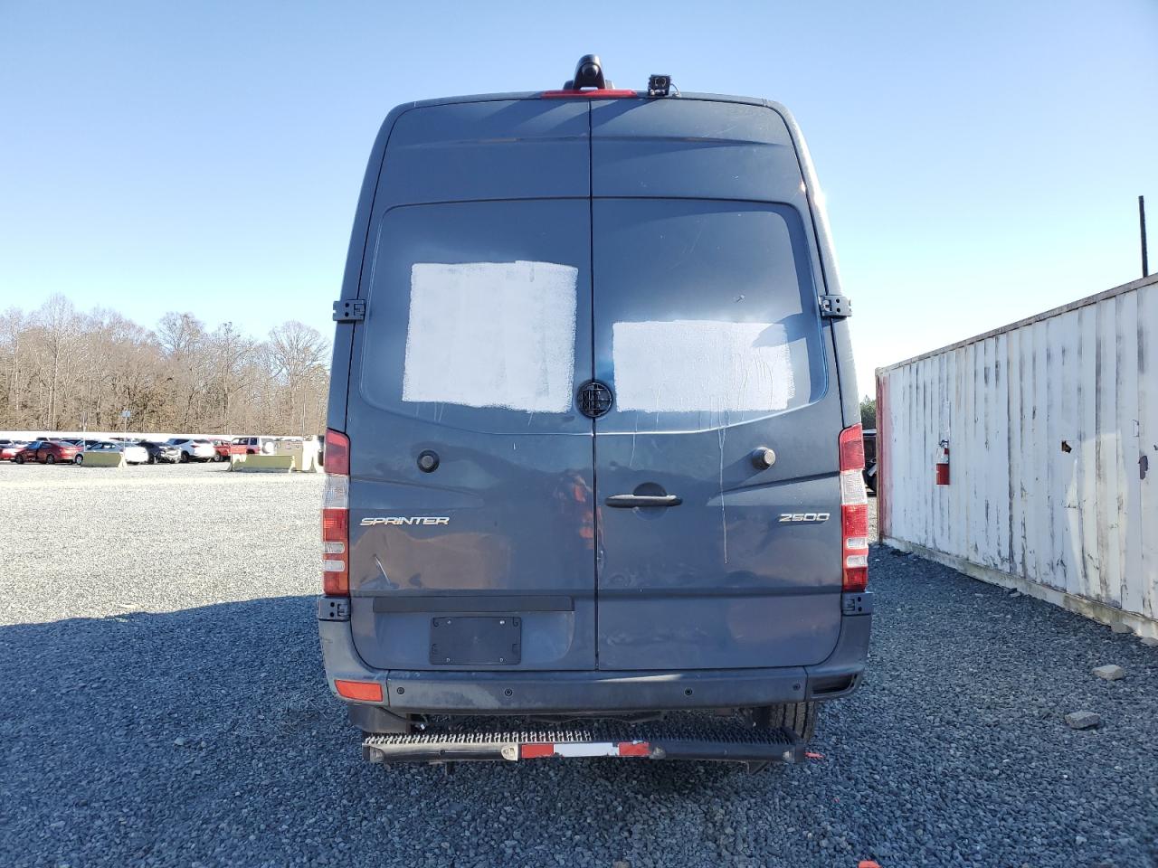 Photo 5 VIN: WD3PE7CD7JP623643 - MERCEDES-BENZ SPRINTER 