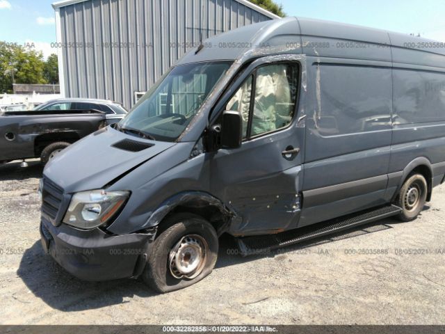 Photo 5 VIN: WD3PE7CD7JP632410 - MERCEDES-BENZ SPRINTER CARGO VAN 