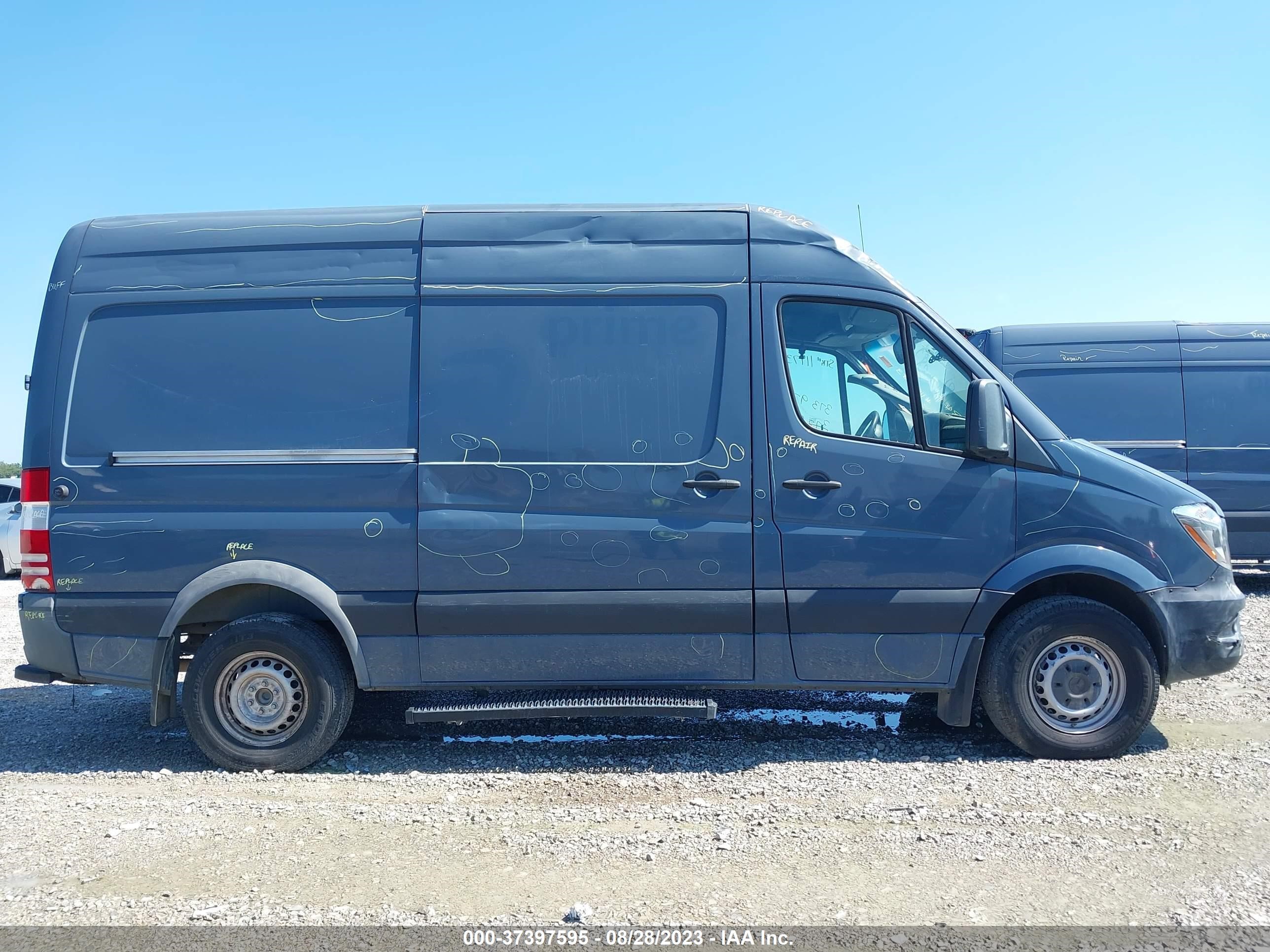 Photo 12 VIN: WD3PE7CD8JP622355 - MERCEDES-BENZ SPRINTER 