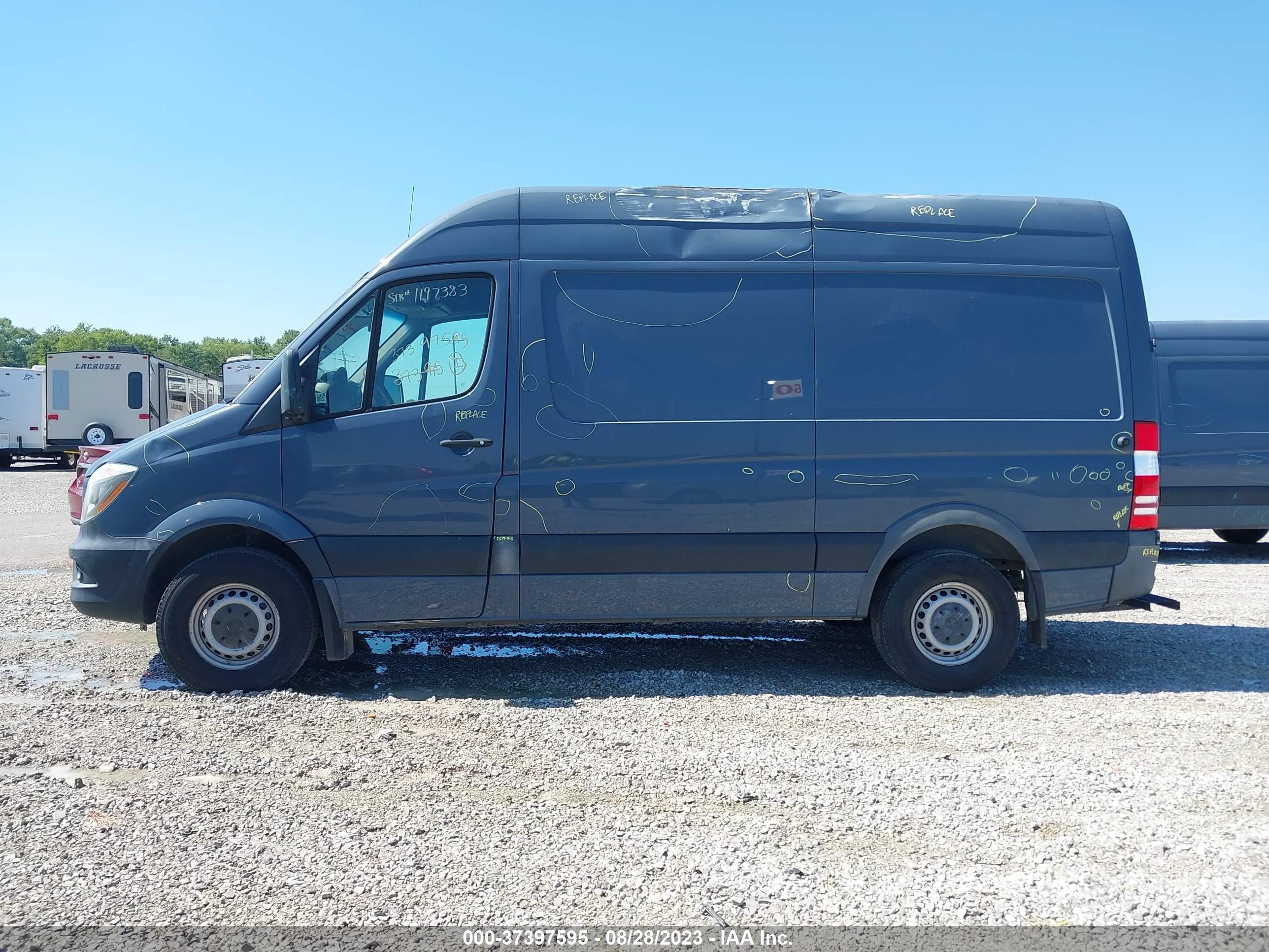 Photo 13 VIN: WD3PE7CD8JP622355 - MERCEDES-BENZ SPRINTER 