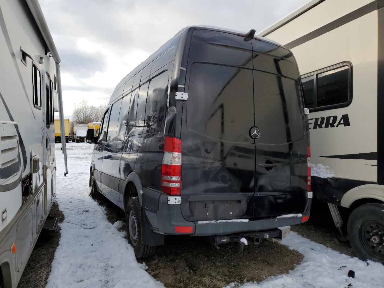 Photo 1 VIN: WD3PE7CDXHP379982 - MERCEDES-BENZ SPRINTER 