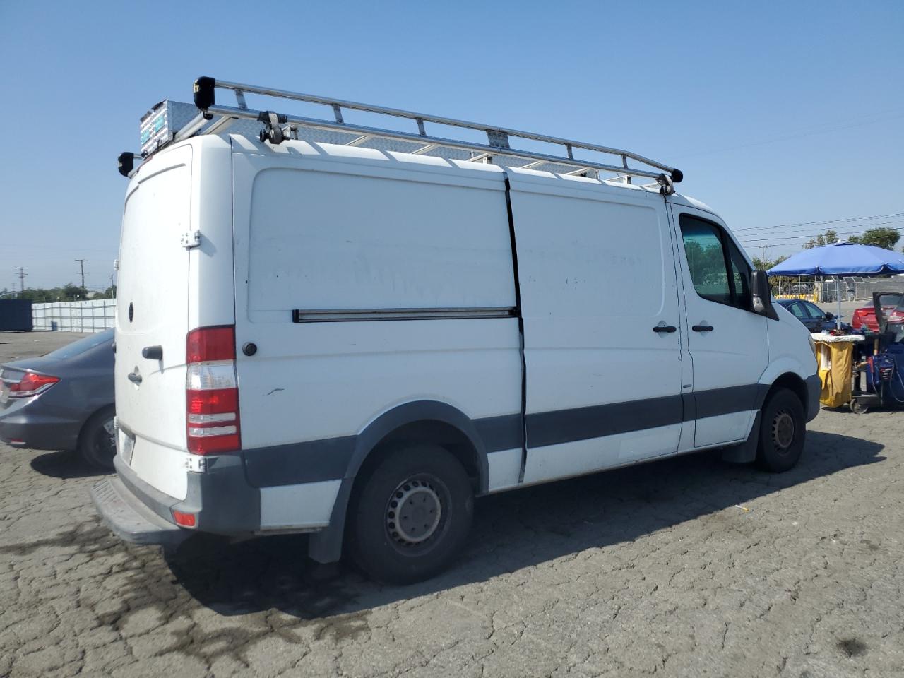 Photo 2 VIN: WD3PE7DC5E5910678 - MERCEDES-BENZ SPRINTER 