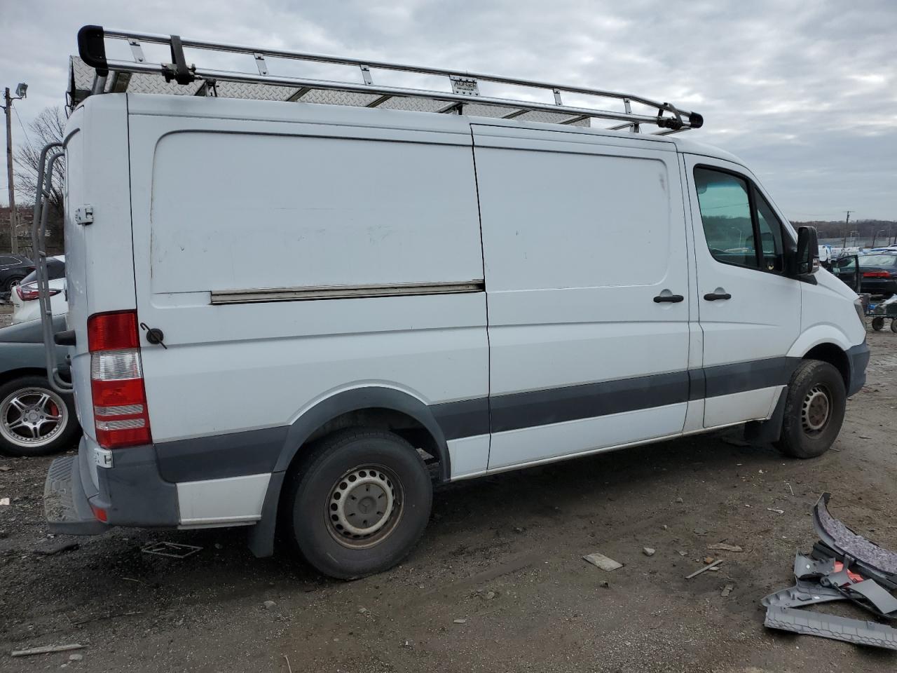 Photo 2 VIN: WD3PE7DC5E5919025 - MERCEDES-BENZ SPRINTER 