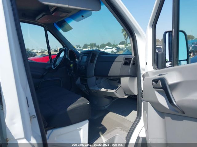 Photo 4 VIN: WD3PE7DC6FP166675 - MERCEDES-BENZ SPRINTER 2500 