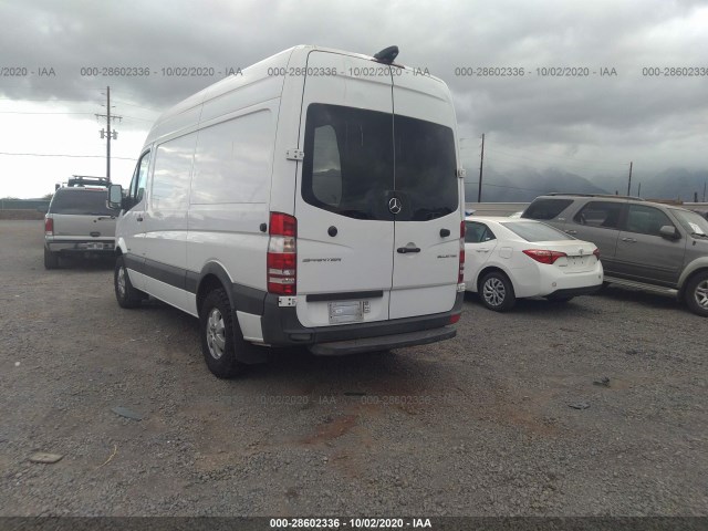 Photo 2 VIN: WD3PE7DD0GP180498 - MERCEDES-BENZ SPRINTER CARGO VANS 