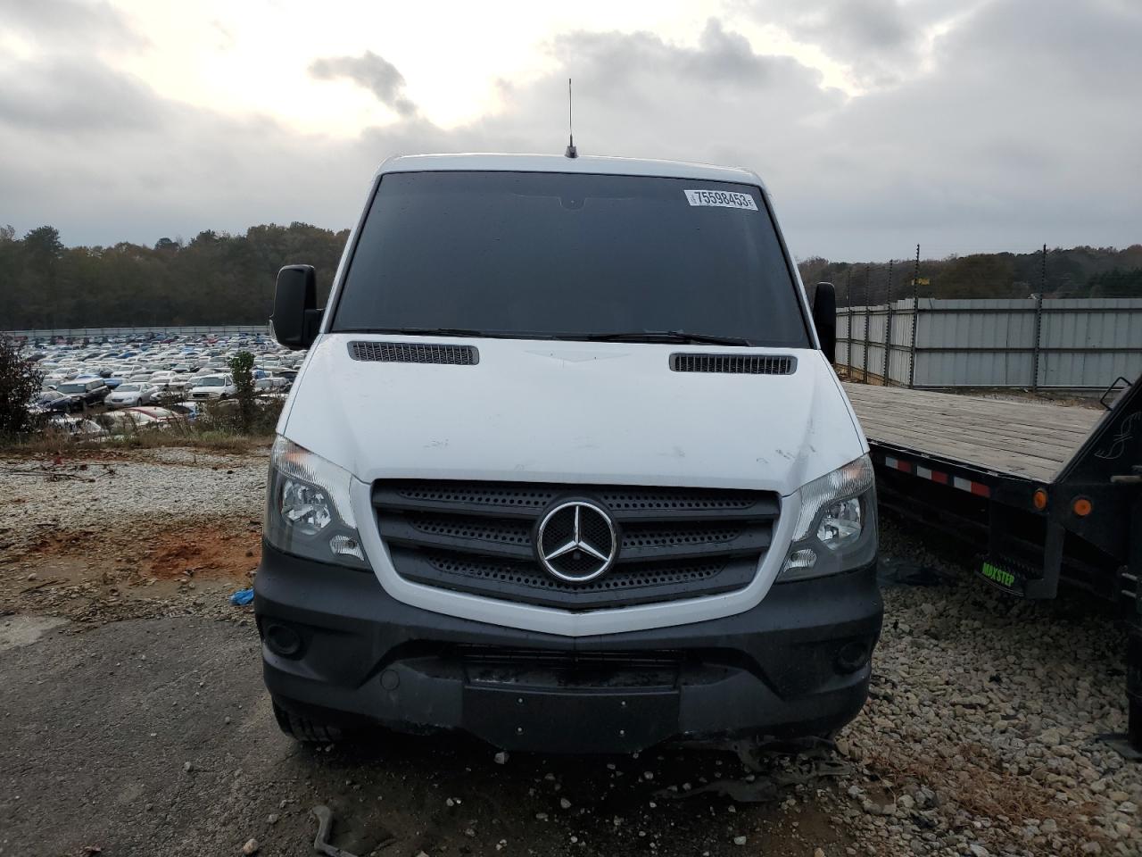 Photo 4 VIN: WD3PE7DD0GP269651 - MERCEDES-BENZ SPRINTER 