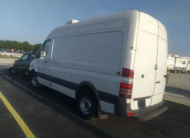 Photo 2 VIN: WD3PE7DD1GP269089 - MERCEDES-BENZ SPRINTER CARGO VANS 