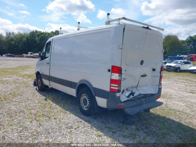 Photo 2 VIN: WD3PE7DD7GP184029 - MERCEDES-BENZ SPRINTER 