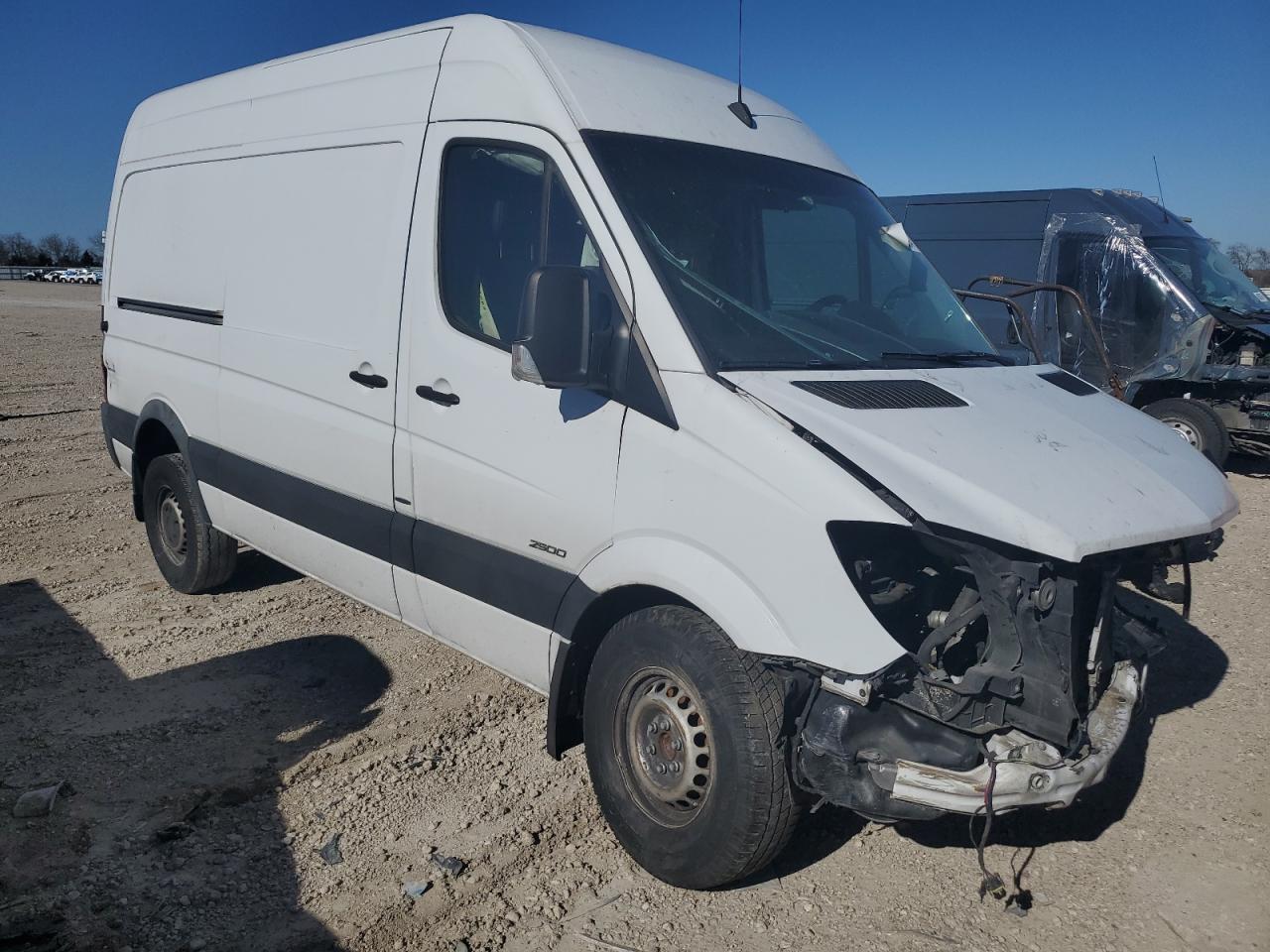 Photo 3 VIN: WD3PE7DD9GP342788 - MERCEDES-BENZ SPRINTER 