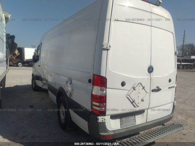 Photo 2 VIN: WD3PE8CB0C5676509 - MERCEDES-BENZ SPRINTER CARGO VANS 