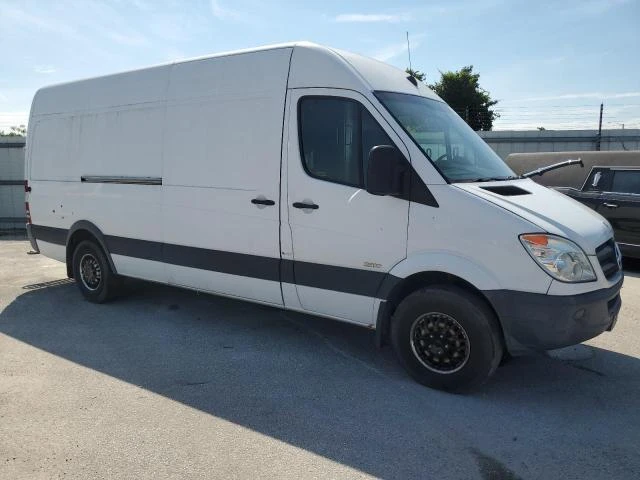 Photo 3 VIN: WD3PE8CB2B5582811 - MERCEDES-BENZ SPRINTER 2 