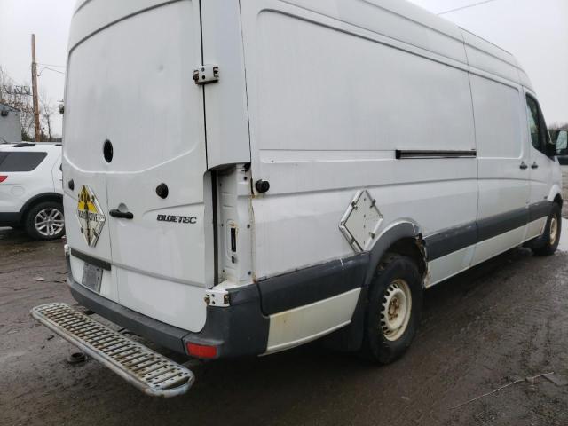 Photo 8 VIN: WD3PE8CB2C5682411 - MERCEDES-BENZ SPRINTER CARGO VANS 