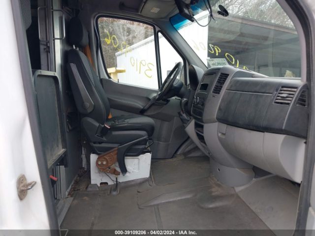 Photo 4 VIN: WD3PE8CB3B5606761 - MERCEDES-BENZ SPRINTER 2500 