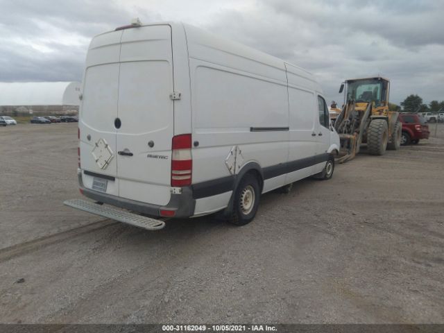 Photo 3 VIN: WD3PE8CB3C5671837 - MERCEDES-BENZ SPRINTER CARGO VANS 