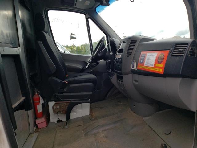 Photo 4 VIN: WD3PE8CB4C5611436 - MERCEDES-BENZ SPRINTER 2 