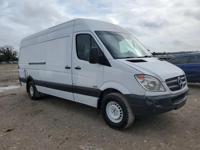 Photo 3 VIN: WD3PE8CB4C5688839 - MERCEDES-BENZ SPRINTER 2 