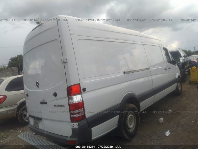 Photo 3 VIN: WD3PE8CB5C5611901 - MERCEDES-BENZ SPRINTER CARGO VANS 