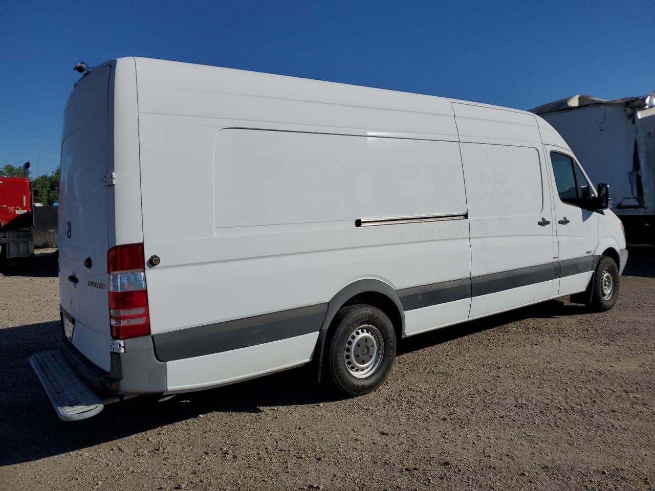 Photo 2 VIN: WD3PE8CB5D5742473 - MERCEDES-BENZ SPRINTER 