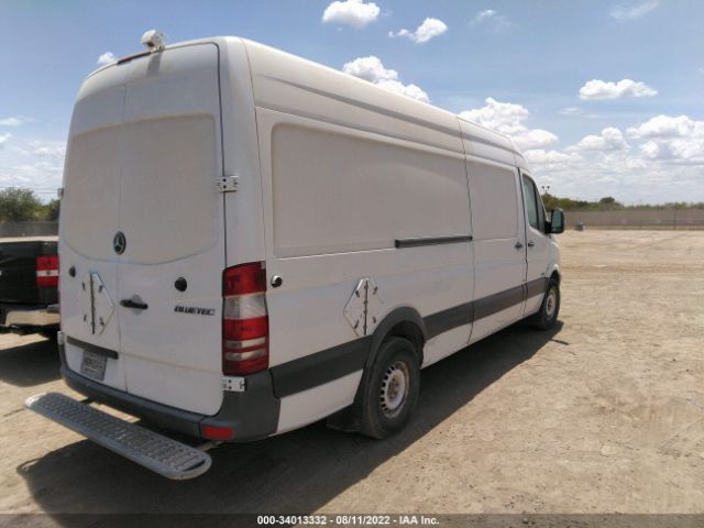 Photo 3 VIN: WD3PE8CB6C5690446 - MERCEDES-BENZ SPRINTER CARGO VANS 