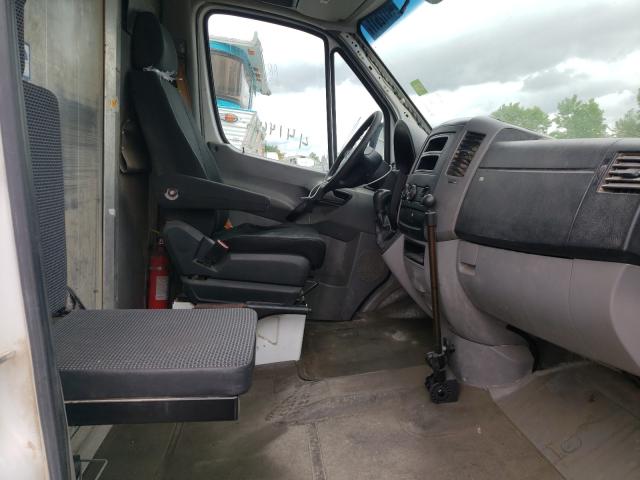 Photo 4 VIN: WD3PE8CB6C5693945 - MERCEDES-BENZ SPRINTER 2 