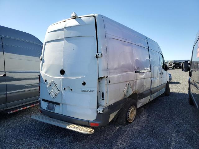 Photo 3 VIN: WD3PE8CB6C5710811 - MERCEDES-BENZ SPRINTER 2 