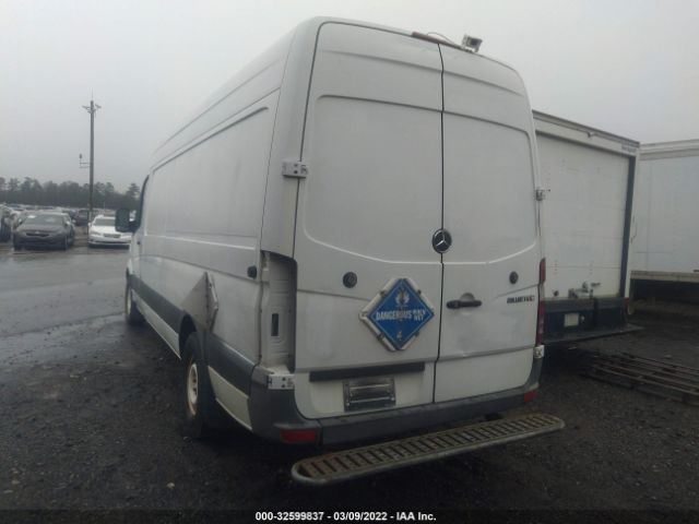 Photo 2 VIN: WD3PE8CB7B5574686 - MERCEDES-BENZ SPRINTER CARGO VANS 