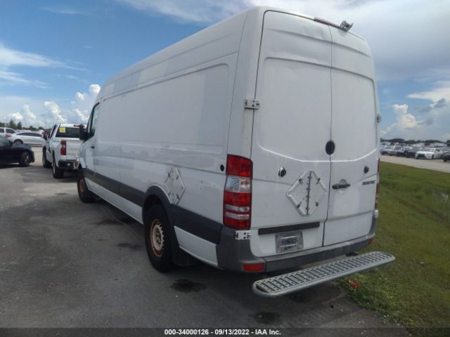 Photo 2 VIN: WD3PE8CB7C5695784 - MERCEDES-BENZ SPRINTER CARGO VANS 