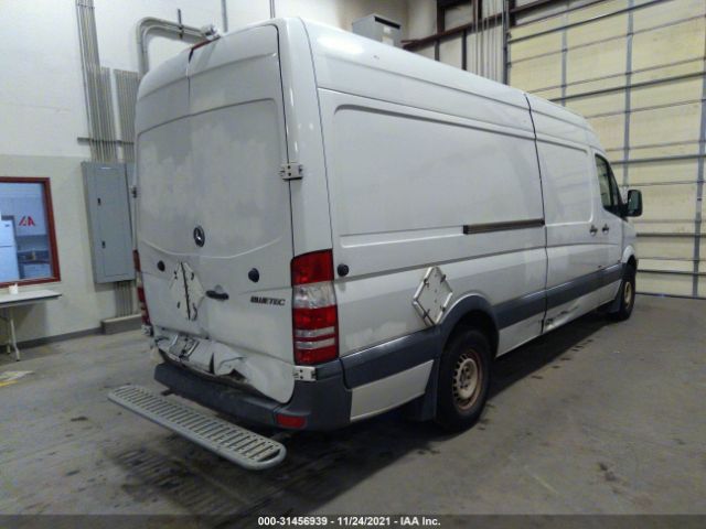 Photo 3 VIN: WD3PE8CB8B5608859 - MERCEDES-BENZ SPRINTER CARGO VANS 