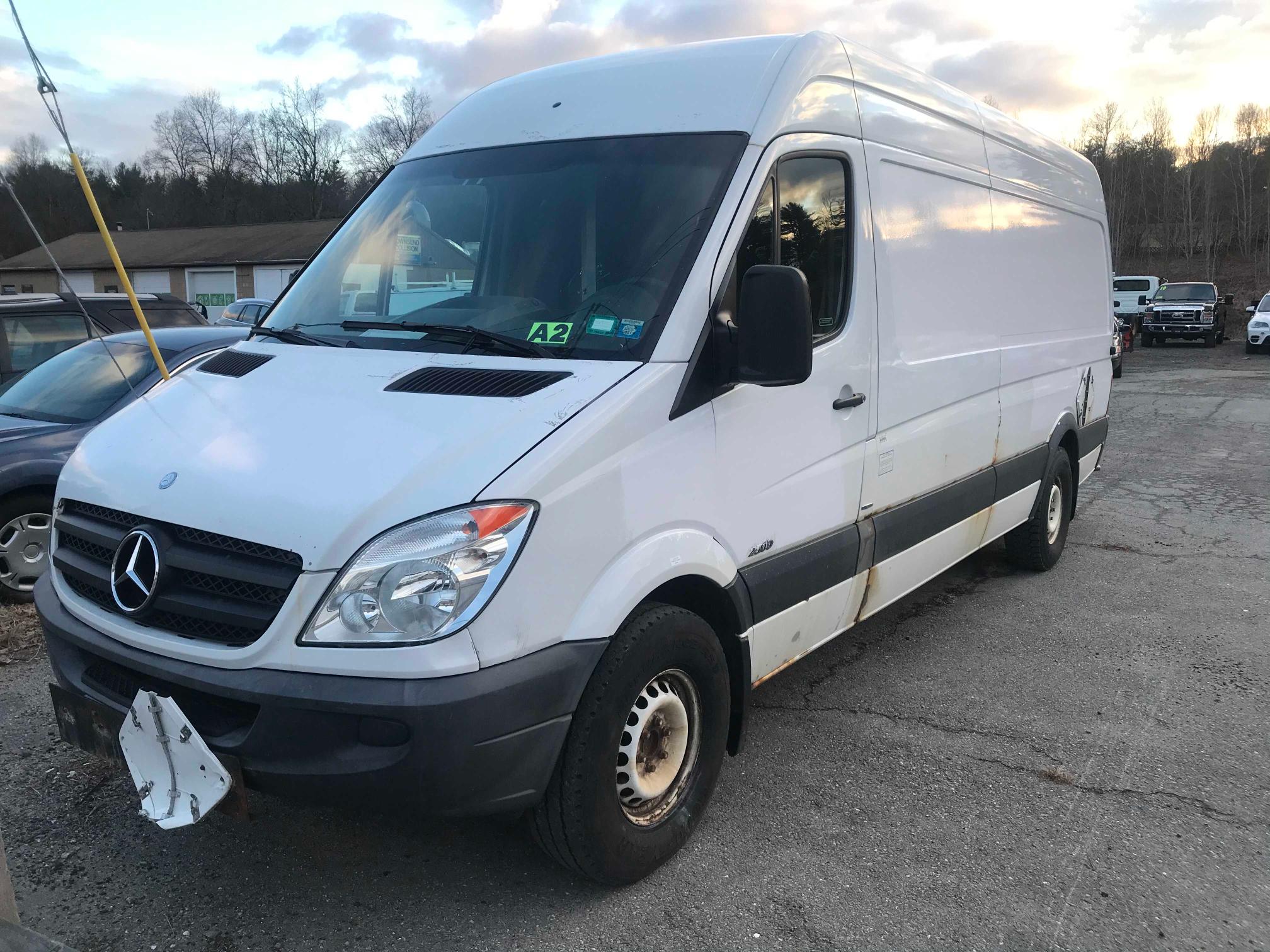 Photo 1 VIN: WD3PE8CB8C5698483 - MERCEDES-BENZ SPRINTER 2 