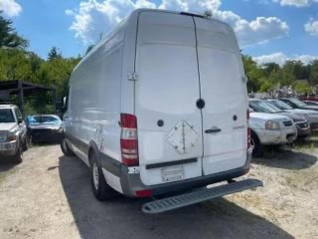 Photo 2 VIN: WD3PE8CB9B5577542 - MERCEDES-BENZ SPRINTER 