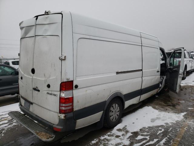 Photo 2 VIN: WD3PE8CB9C5705876 - MERCEDES-BENZ SPRINTER 2 