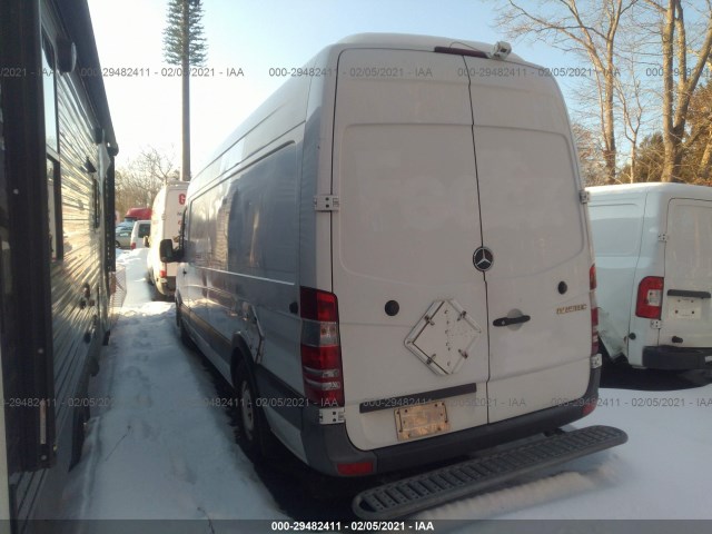 Photo 2 VIN: WD3PE8CBXB5574701 - MERCEDES-BENZ SPRINTER CARGO VANS 