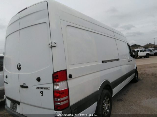 Photo 3 VIN: WD3PE8CC0B5522096 - MERCEDES-BENZ SPRINTER CARGO VANS 