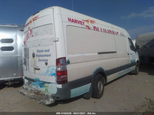 Photo 3 VIN: WD3PE8CC2C5652771 - MERCEDES-BENZ SPRINTER CARGO VANS 