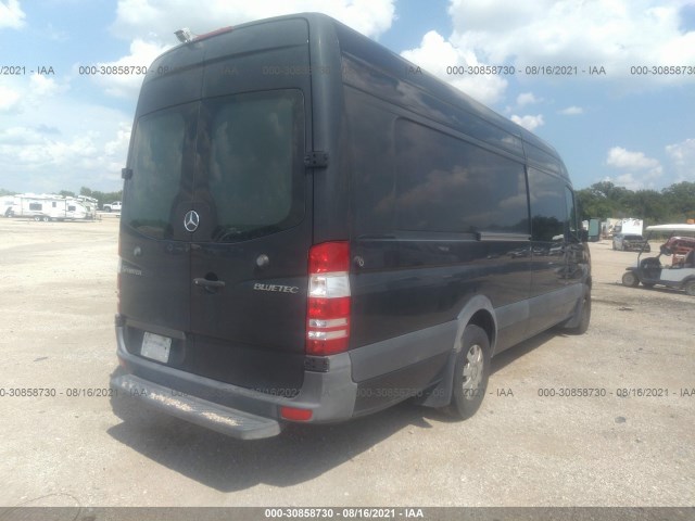 Photo 3 VIN: WD3PE8CC3B5532637 - MERCEDES-BENZ SPRINTER CARGO VANS 