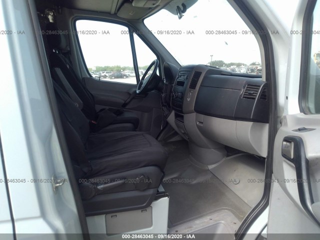 Photo 4 VIN: WD3PE8CC7D5799492 - MERCEDES-BENZ SPRINTER CARGO VANS 