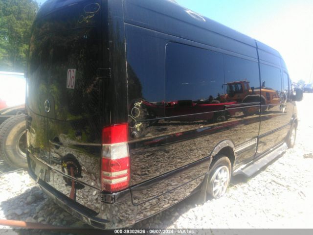 Photo 3 VIN: WD3PE8CC8C5699383 - MERCEDES-BENZ SPRINTER 