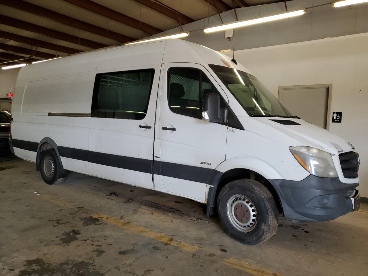 Photo 3 VIN: WD3PE8CC9E5865333 - MERCEDES-BENZ SPRINTER 