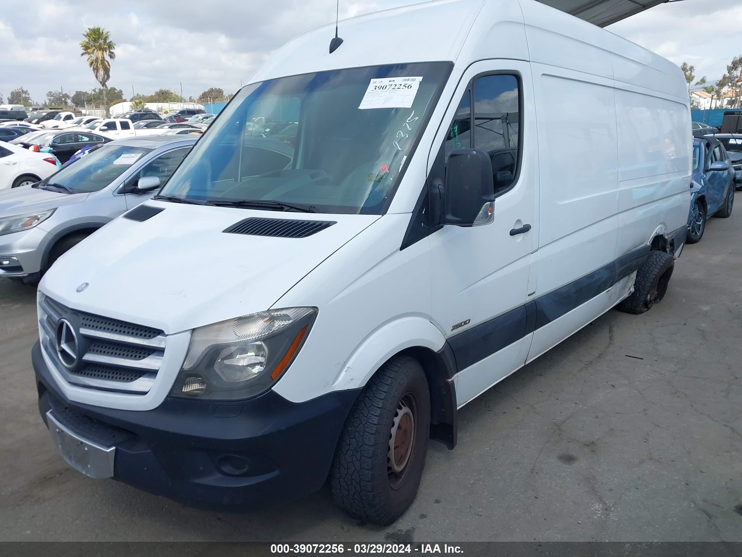 Photo 1 VIN: WD3PE8CC9E5884870 - MERCEDES-BENZ SPRINTER 2 