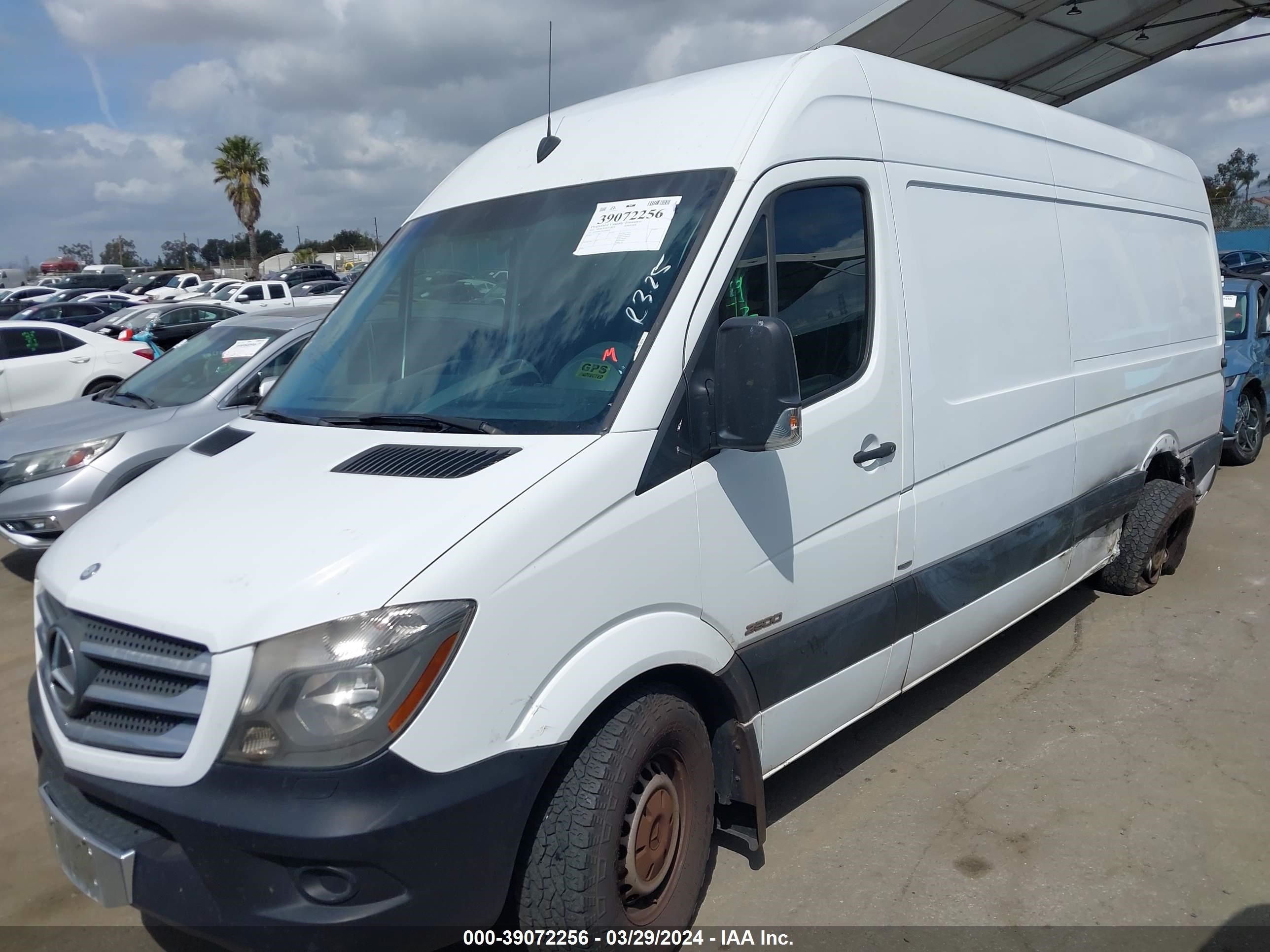 Photo 13 VIN: WD3PE8CC9E5884870 - MERCEDES-BENZ SPRINTER 2 