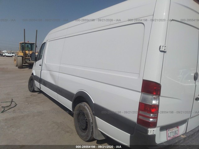 Photo 2 VIN: WD3PE8CD0HP525909 - MERCEDES-BENZ SPRINTER CARGO VAN 