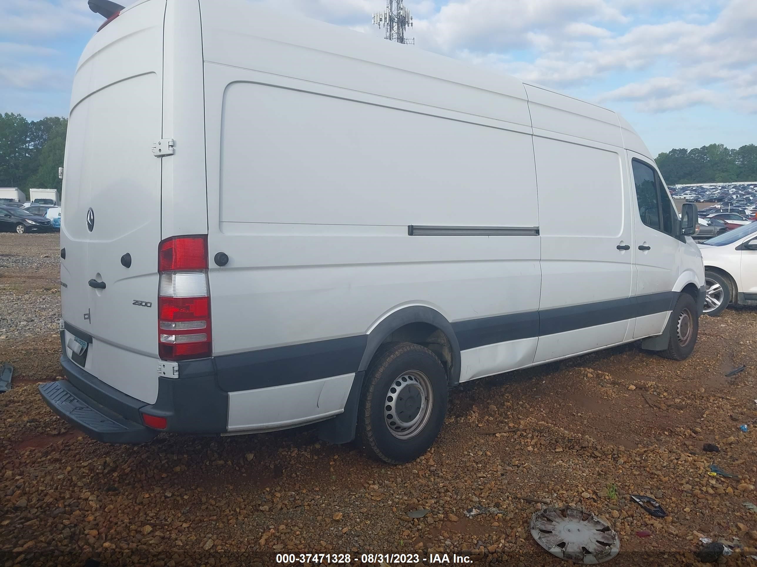 Photo 3 VIN: WD3PE8CD0JP585419 - MERCEDES-BENZ SPRINTER 