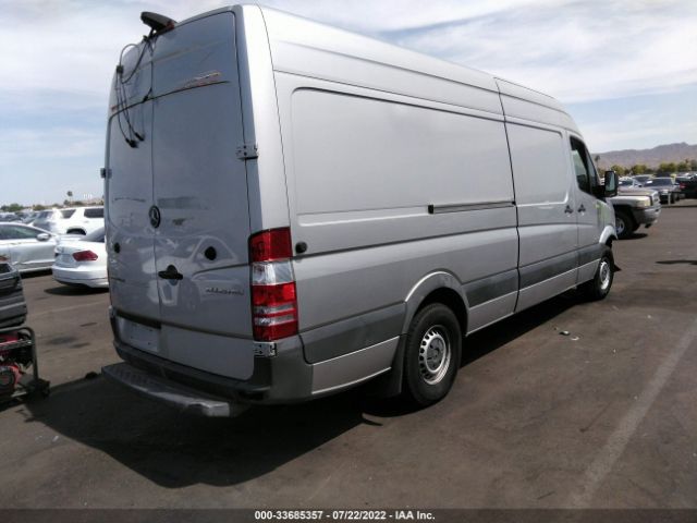 Photo 3 VIN: WD3PE8CD3GP251801 - MERCEDES-BENZ SPRINTER CARGO VANS 