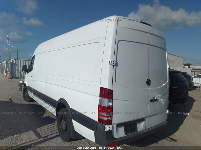 Photo 2 VIN: WD3PE8CD3HP558709 - MERCEDES-BENZ SPRINTER CARGO VAN 