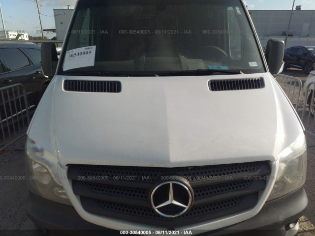 Photo 5 VIN: WD3PE8CD3HP558709 - MERCEDES-BENZ SPRINTER CARGO VAN 