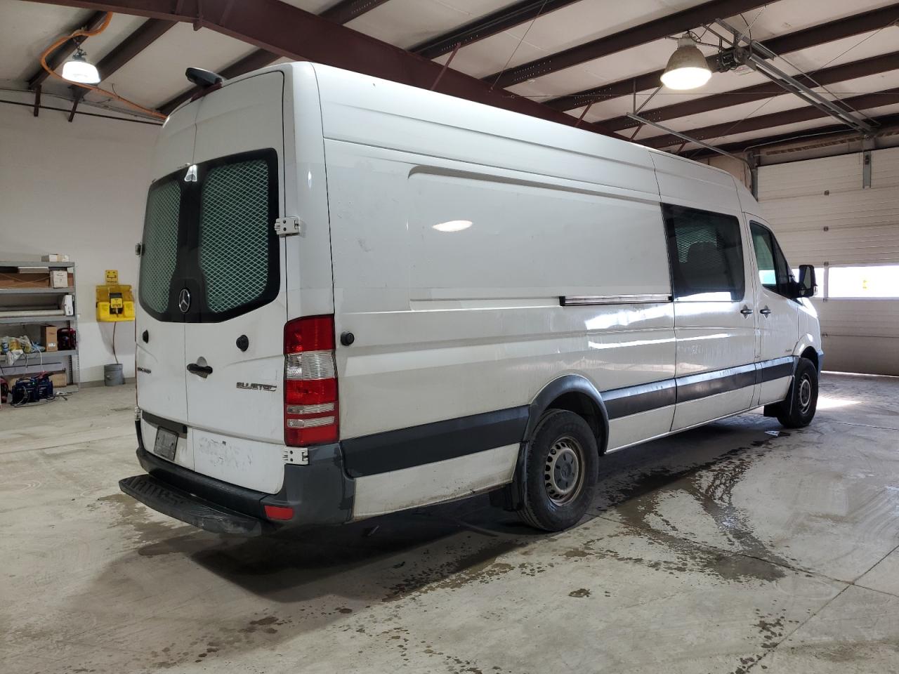 Photo 2 VIN: WD3PE8CD4GP228544 - MERCEDES-BENZ SPRINTER 