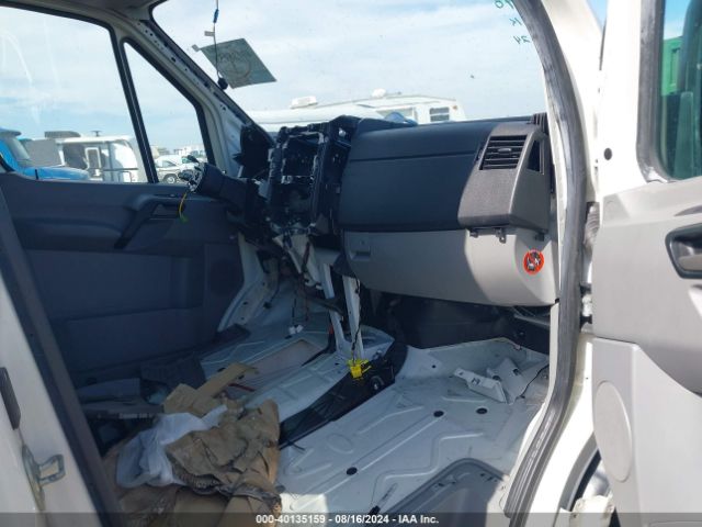 Photo 4 VIN: WD3PE8CD4JP636954 - MERCEDES-BENZ SPRINTER 